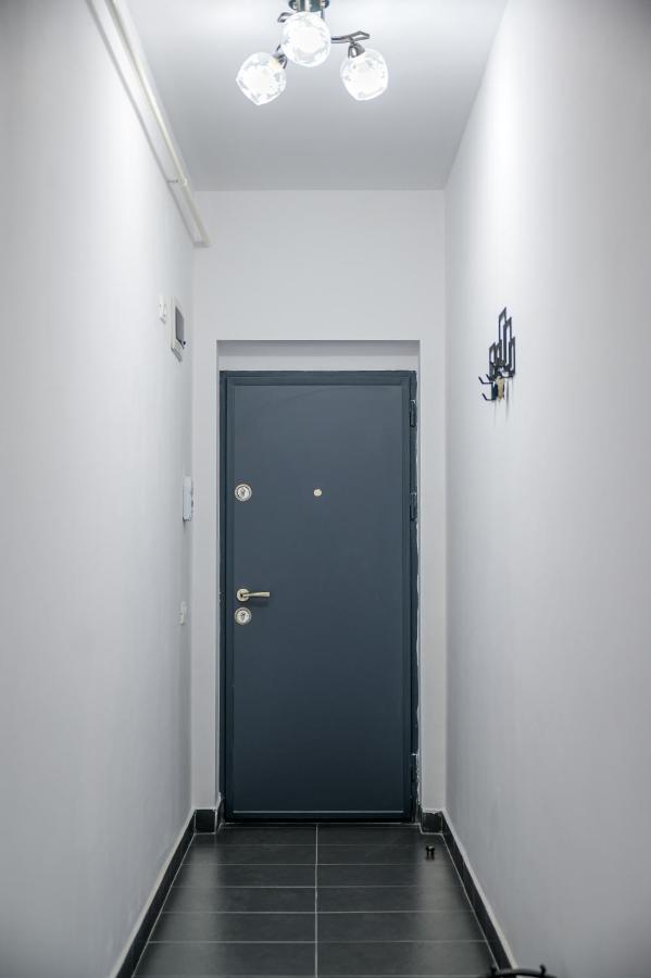 Appartamento Nina House Târgu Jiu Esterno foto