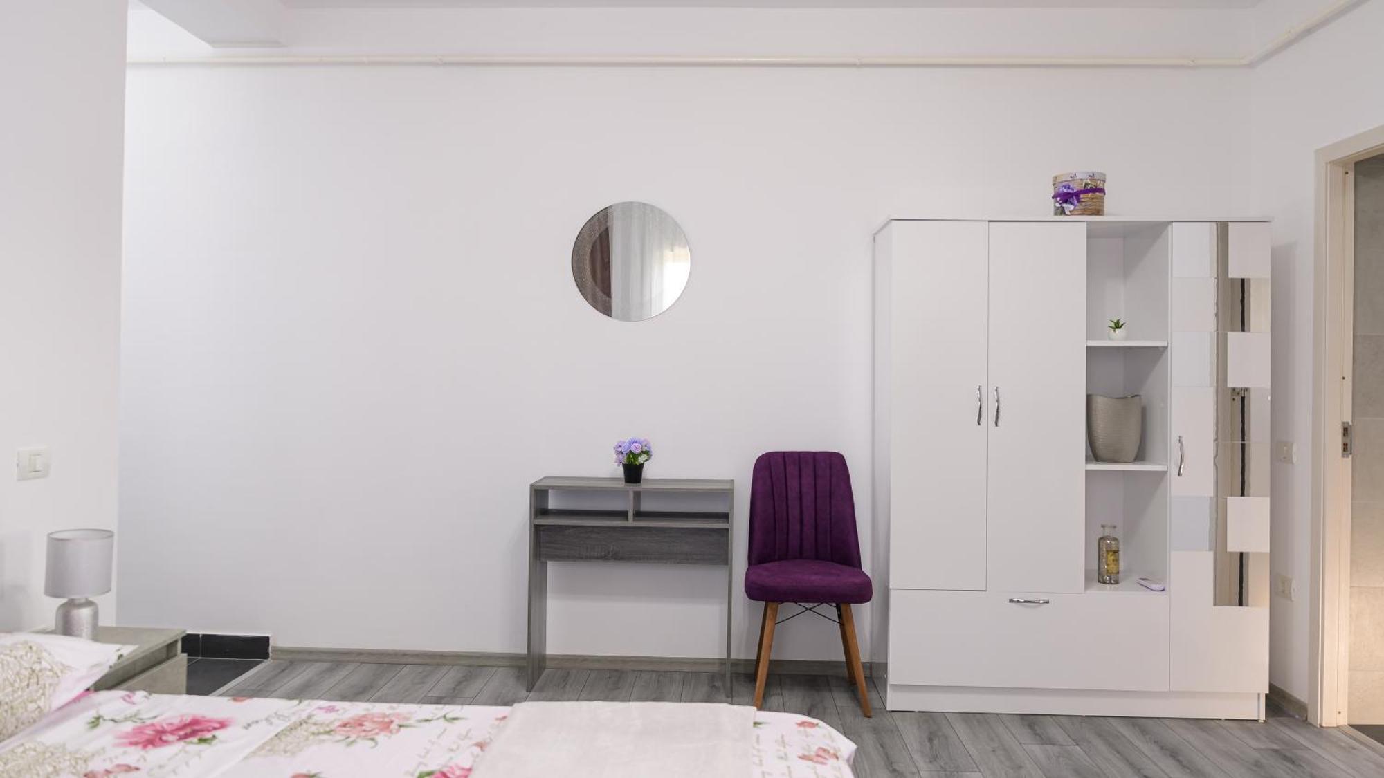 Appartamento Nina House Târgu Jiu Esterno foto